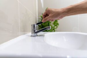 Does a Dripping Faucet Prevent Frozen Pipes?